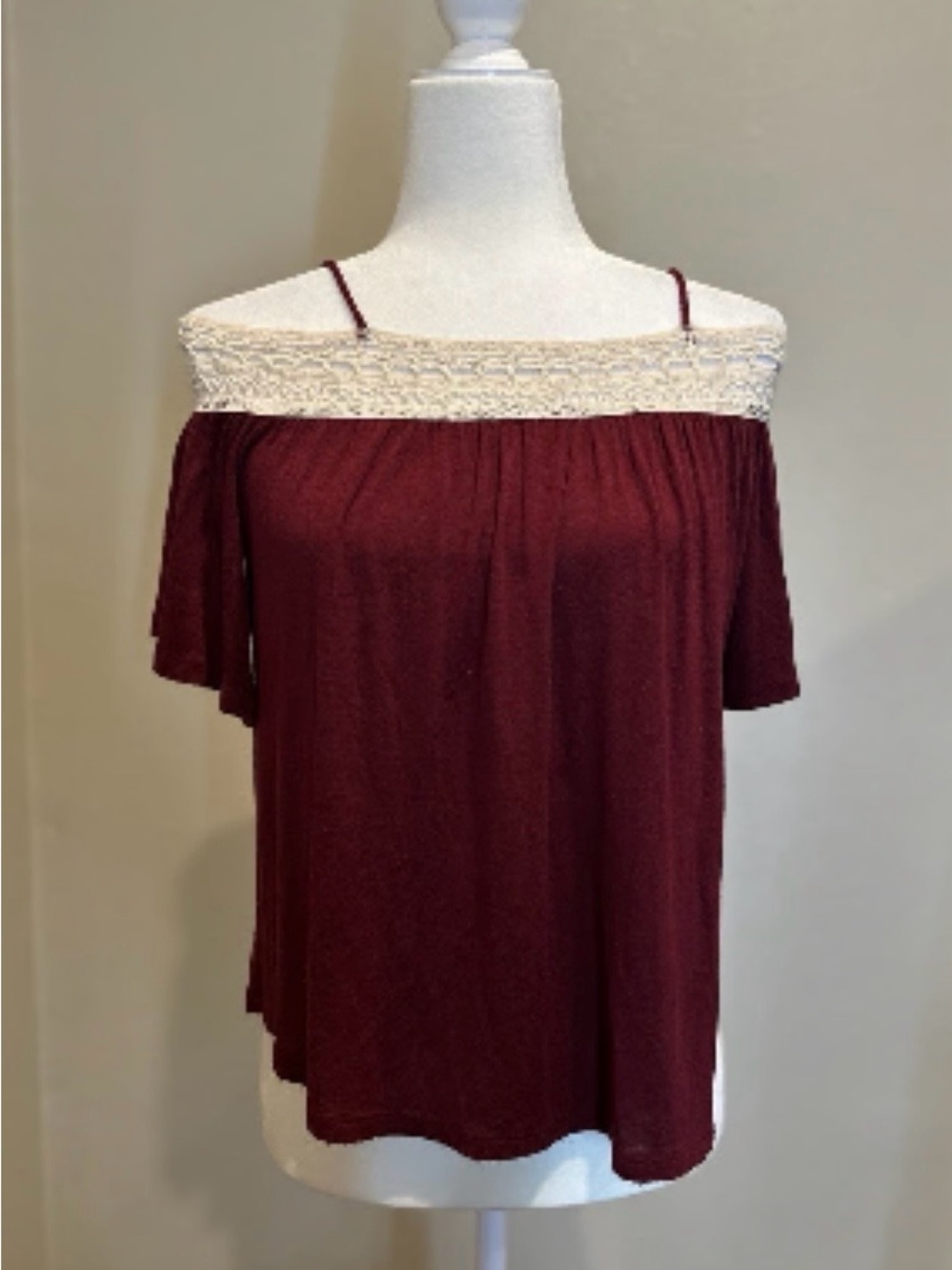 Free Kisses Off The Shoulder Maroon Blouse Cream Color Crochet Lace Trim Size XL